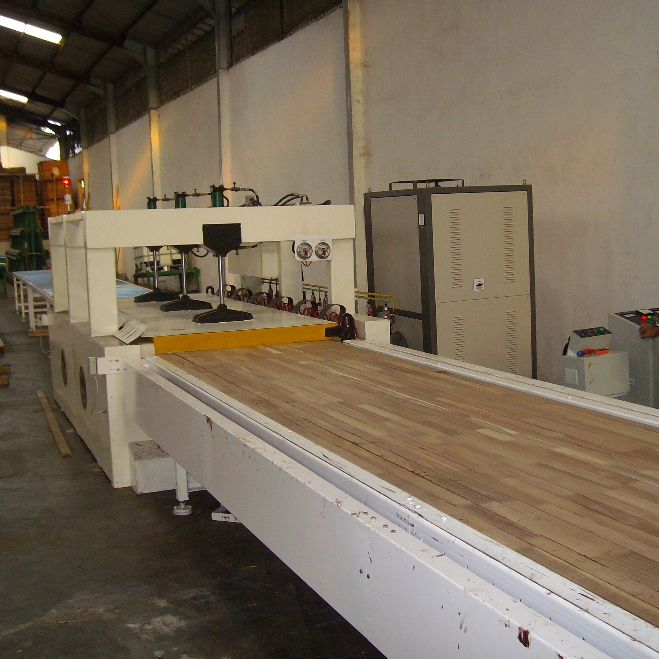 wood panel press